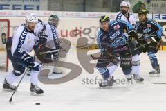 DEL - Playoff Halbfinale - ERC Ingolstadt - Hamburg Freezers - Travis Turnbull (71) verliert den Puck