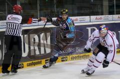 ERC Ingolstadt - EHC Red Bull München - Eddy Rinke-Leitans mit dem Treffer zum 4:0 - Foto: Jürgen Meyer