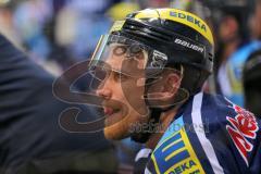 DEL - ERC Ingolstadt - Eisbären Berlin - Björn Barta (33) auf der Bank