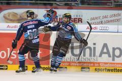 DEL - Playoff Halbfinale - ERC Ingolstadt - Hamburg Freezers - Jared Ross (42) erzielt hier das 5:0 Tor Jubel mit Patrick Hager (52)