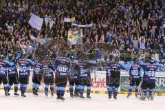 DEL - 2013/2014 - ERC Ingolstadt - Düsseldorf EG - Die Panther Jubel vor den Fans