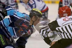 ERC Ingolstadt - Adler Mannheim - Björn Barta beim Bully - Foto: Jürgen Meyer