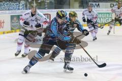 DEL - ERC Ingolstadt - Eisbären Berlin - Alexander Oblinger (20) und hinten Jared Ross (42)