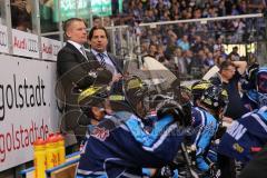 DEL - Playoff Finale - Spiel 4 - ERC Ingolstadt - Kölner Haie - Sieg 4:1 Cheftrainer Niklas Sundblad und Co-Trainer Petri Liimatainen an der Bank