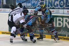 DEL - ERC Ingolstadt - Nürnberg IceTigers - Kampf um den Puck links Derek Hahn (43) und rechts Tyler Bouck (12)