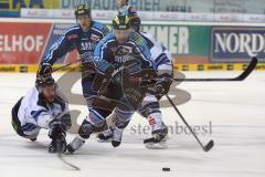 DEL - ERC Ingolstadt - Straubing Tigers - 1:0 - Björn Barta (33) stürmt nach vorne