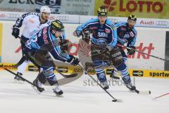 DEL - Playoff Halbfinale - ERC Ingolstadt - Hamburg Freezers - links Derek Hahn (43)