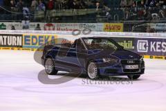 DEL - Playoff Halbfinale - ERC Ingolstadt - Hamburg Freezers - Vorstellung Audi A3 Cabrio zur Verlosung unter den Fans