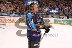 DEL - Playoff Halbfinale - ERC Ingolstadt - Hamburg Freezers - Spiel 6 - Sieg Finale Einzug Jakub Ficenec (38)