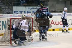 DEL - ERC Ingolstadt - Hamburg Freezers - Travis Turnbull (71) jubel Tor