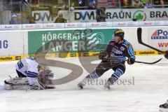 DEL - ERC Ingolstadt - Straubing Tigers - 1:0 - Jean-Francois Boucher (84) staubt den Torwart ein