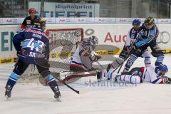 ERC Ingolstadt - Adler Mannheim - Foto: Derek Hahn wartet auf den Puck - Jürgen Meyer