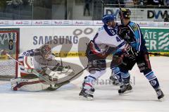 ERC Ingolstadt - Adler Mannheim - Alexander Oblinger mit seinem Tor zum 5:1 Endstand - Foto: Jürgen Meyer