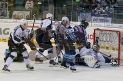 ERC Ingolstadt - Hamburg Freezers - Thomas Greilinger (39) schießt das 1:0 - Foto: Jürgen Meyer