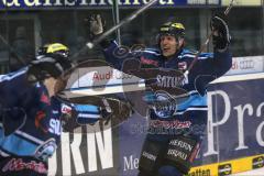 DEL - ERC Ingolstadt - Kölner Haie # Greg Classen (79) im Alleingang aufs Tor zieht ab zum 4. Tor für Ingolstadt, Jubel