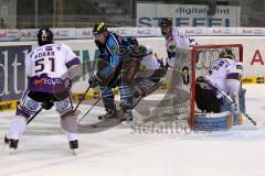 ERC Ingolstadt - Krefeld Pinguine - Robert Sabolic - Foto: Jürgen Meyer