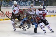 DEL - ERC Ingolstadt - Kölner Haie - PlayOff Finale 2014 - Spiel 2 - John Laliberte (15) am Tor wird ausgebremst
