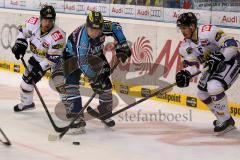 ERC Ingolstadt - Krefeld Pinguine - Derek Hahn - Foto: Jürgen Meyer