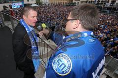 DEL - ERC Ingolstadt - Deutscher Meister 2014 - Eishockey - Meisterschaftsfeier - Ingolstadt Rathausplatz - Cheftrainer Niklas Sundblad