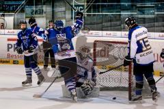 ERC Schüler - Straubing Tigers - Braun Hanno (ERC #14) mit dem Schuß zum 1:0 - Foto: Jürgen Meyer