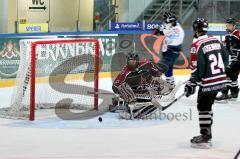 ERC Ingolstadt Schüler - Starbulls Rosenheim - Anschlußtreffer durch Fabian Eder zum 1:2 - Endress Luca Torhüter Rosenheim - Wimmer Lucas ( 24 Rosenheim) - Foto: Jürgen Meyer