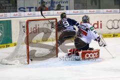 DEL - ERC Ingolstadt - Kölner Haie - Brandon Buck überlistet Danny aus den Birken zum 2:2 Ausgleich. Foto: Adalbert Michalik