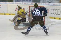 DEL - ERC Ingolstadt - Krefeld Pinguine -  Christoph Gawlik (#19 ERC Ingolstadt) - Foto: Jürgen Meyer