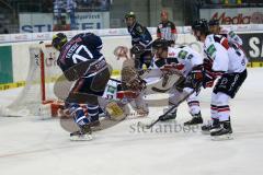 DEL - ERC Ingolstadt - Kölner Haie - Petr Taticek kurz vor seinem Tor.  - Foto: Adalbert Michalik