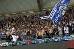 DEL - Eishockey - Finale 2015 - Spiel 5 - Adler Mannheim - ERC Ingolstadt - Die Ingolstädter Fans Jubel Fahnen