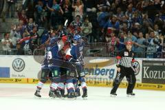 DEL - Eishockey - Finale 2015 - Spiel 5 - Adler Mannheim - ERC Ingolstadt - Tor Jubel 2:0 Mannheim