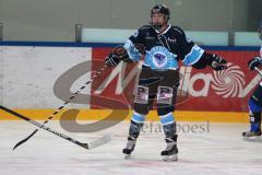 Frauen Eishockey - Bundesliga - ERC Ingolstadt - SC Garmisch-Partenkirchen - Tor durch Tracy McCann mitte Jubel