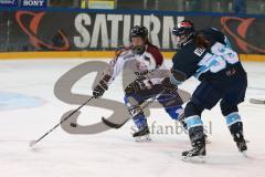 Frauen Eishockey - Bundesliga - ERC Ingolstadt - SC Garmisch-Partenkirchen - rechts Tatjana Voigt