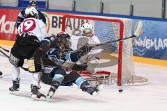 Eishockey Bundesliga - ERC Ingolstadt Damen - ECDC Memmingen - Hartmann Alexandra #71 ERC Ingolstadt - Richter Justine Torwart Memmingen - Swikull Larissa #19 Memmingen - Foto: Jürgen Meyer