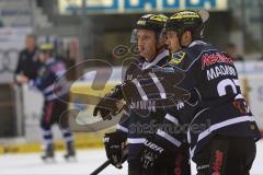 DEL - ERC Ingolstadt - EHC RedBull München - Derek Hahn (43) uns Ryan MacMurchy (27)