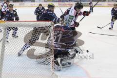 DEL - ERC Ingolstadt - Kölner Haie -  Timo Pielmeier (#51 ERC Ingolstadt) - Benedikt Schopper (#11 ERC Ingolstadt) - Foto: Jürgen Meyer