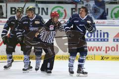 DEL - Saison 2014/2015 - ERC Ingolstadt - Augsburg Panther EV - Schlägerei am Eis, rechts Jean-Francois Boucher (84) muss auf die Strafbank und schimpft