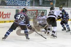 DEL - ERC Ingolstadt - Thomas Sabo Ice Tigers - Derek Hahn (#43 ERC Ingolstadt) - Andreas Jenike Torwart Nürnebrg - David Printz weiss #55# Nürnberg - Foto: Jürgen Meyer