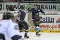 DEL - ERC Ingolstadt - Thomas Sabo Ice Tigers - Brandon Buck (9) erzielt das 1:0, Tor Jubel mit Ryan MacMurchy (27)