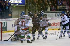 DEL - Saison 2014/2015 - ERC Ingolstadt - Augsburg Panther EV - Ausglkeich Tor Jubel 1:1 durch Brandon Buck (9), Torjubel Ryan MacMurchy (27), Goalie Christopher Mason (AEV) keine Chance