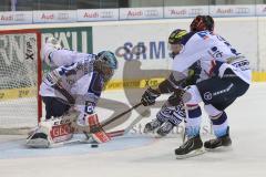 DEL - ERC Ingolstadt - Iserlohn Roosters - mitte Patrick Hager (52) scheitert am Goalie