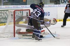 DEL - Saison 2014/2015 - ERC Ingolstadt - Augsburg Panther EV - Derek Hahn (43) erzielt das 4:3 für Ingolstadt Tor Jubel, Goalie Markus Keller (AEV) chancenlos