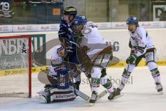 DEL - Saison 2014/2015 - ERC Ingolstadt - Augsburg Panther EV - Solo rechts Christoph Gawlik (19) umfährt Goalie Christopher Mason (AEV) und erzielt das 2:1 Tor Jubel