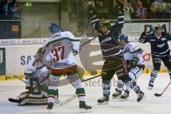 DEL - Saison 2014/2015 - ERC Ingolstadt - Augsburg Panther EV - Ausglkeich Tor Jubel 1:1 durch Brandon Buck (9), Torjubel Ryan MacMurchy (27), Goalie Christopher Mason (AEV) keine Chance