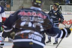 DEL - Eishockey - ERC Ingolstadt - Adler Mannheim - rechts Patrick Hager (ERC 52) erzielt den Ausgleich zum 2:2 Tor Jubel