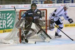 DEL - Eishockey - ERC Ingolstadt - Hamburg Freezers - Torwart Marco Eisenhut (ERC 31)