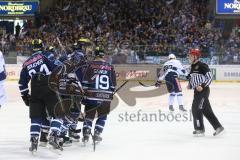 DEL - Eishockey - ERC Ingolstadt - Hamburg Freezers - rechts Christoph Gawlik (ERC 19) trifft zum 6:0 Tor Jubel