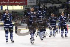 DEL - Saison 2014/2015 - ERC Ingolstadt - Augsburg Panther EV - Sieg mit den Fans feiern, Michel Périard (6)