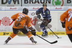 DEL - ERC Ingolstadt - Grizzly Adams Wolfsburg - Am Puck Patrick Hager (52)