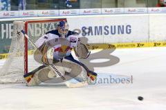 DEL - Eishockey - ERC Ingolstadt - EHC München - Niklas Treutle (Nr.31,Torwart EHC Red Bull München)