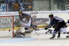 DEL - ERC Ingolstadt - Thomas Sabo Ice Tigers - Brandon Buck (9) erzielt das 1:0, Torwart Andreas Jenike keine Chance, Tor Jubel